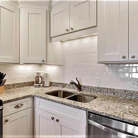 Direct Oceanfront Private Villa Overlooking Pool/Beach - South Forest Beach - Right Next To Coligny Plaza Hilton Head Island Kültér fotó